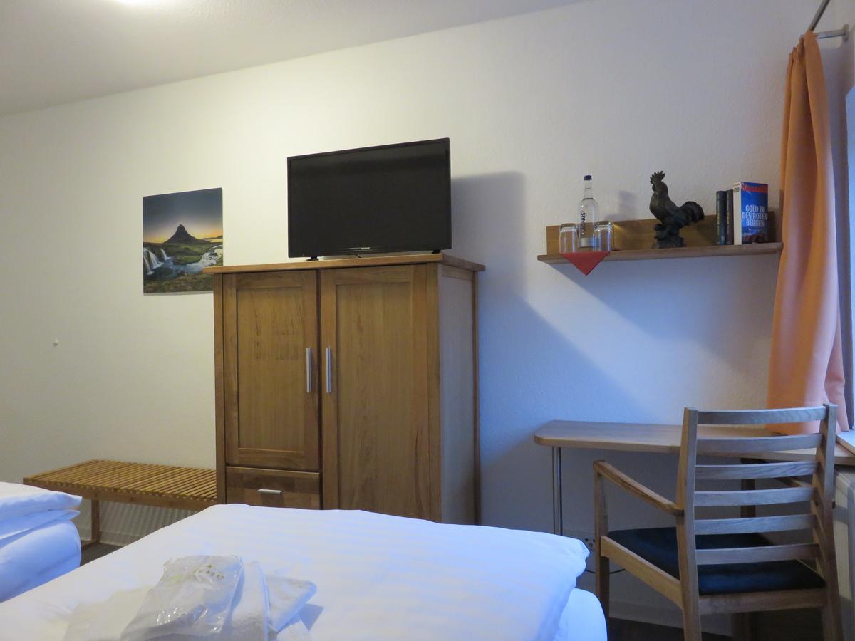 Bredeneeker Gasthaus Rastorf Bagian luar foto