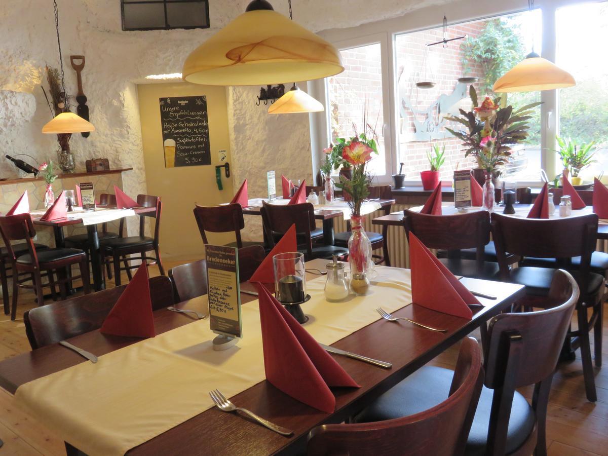 Bredeneeker Gasthaus Rastorf Bagian luar foto